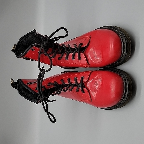 Doc Martens Red Patent Leather Boots Combat Boots - Picture 4 of 11